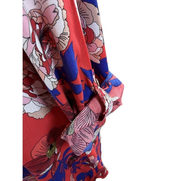Grand & Greene Women's 3/4 Sleeve Red Floral V-Neck Blouse Size L - Picture 3 of 6